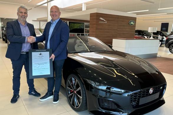 Gewinner des First Choice Awards 2022 für die Marken Jaguar und Land Rover